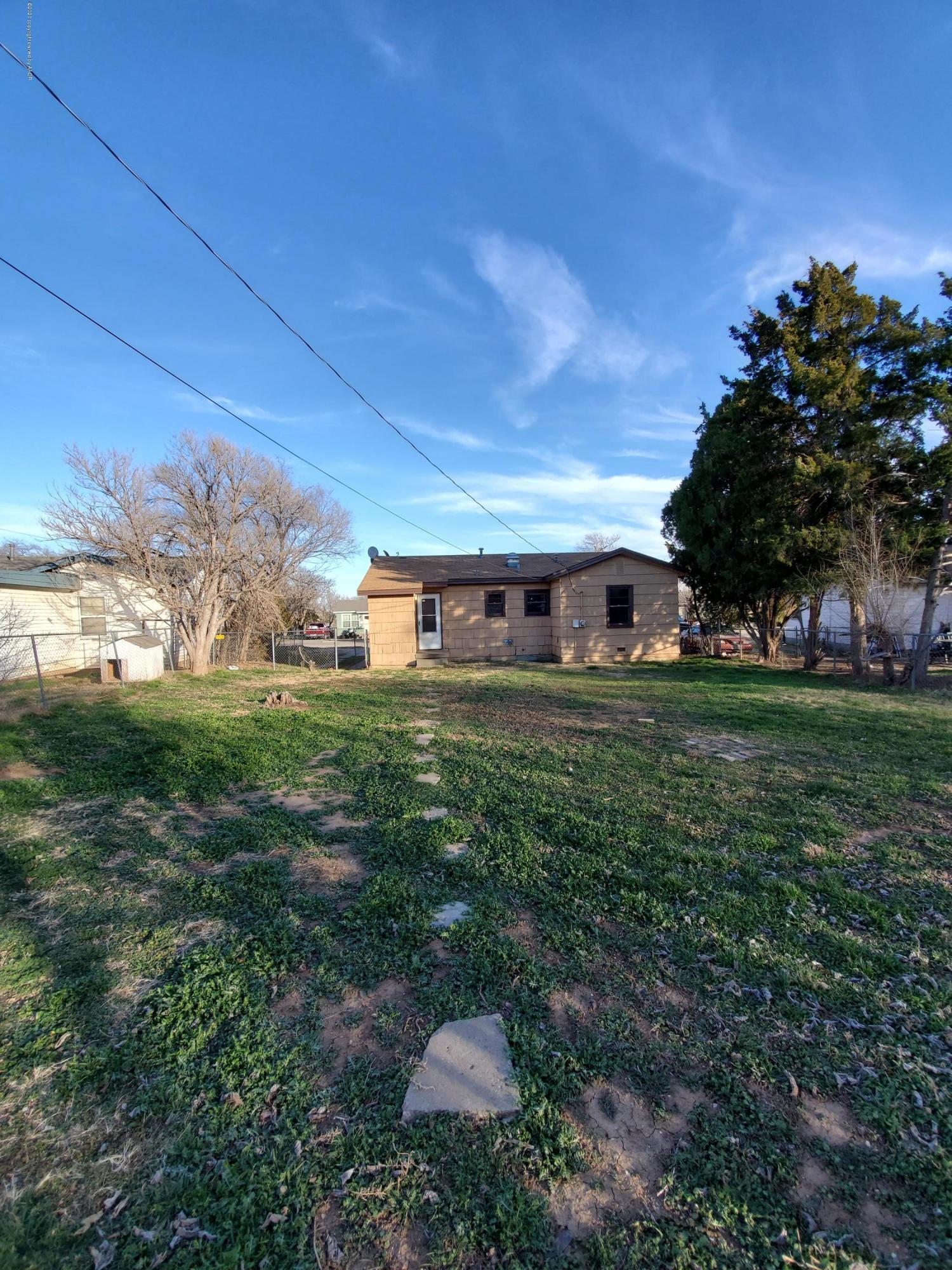 4906 Bowie Street Amarillo, TX 79110 - Photo 12 of 13 20200108_162305