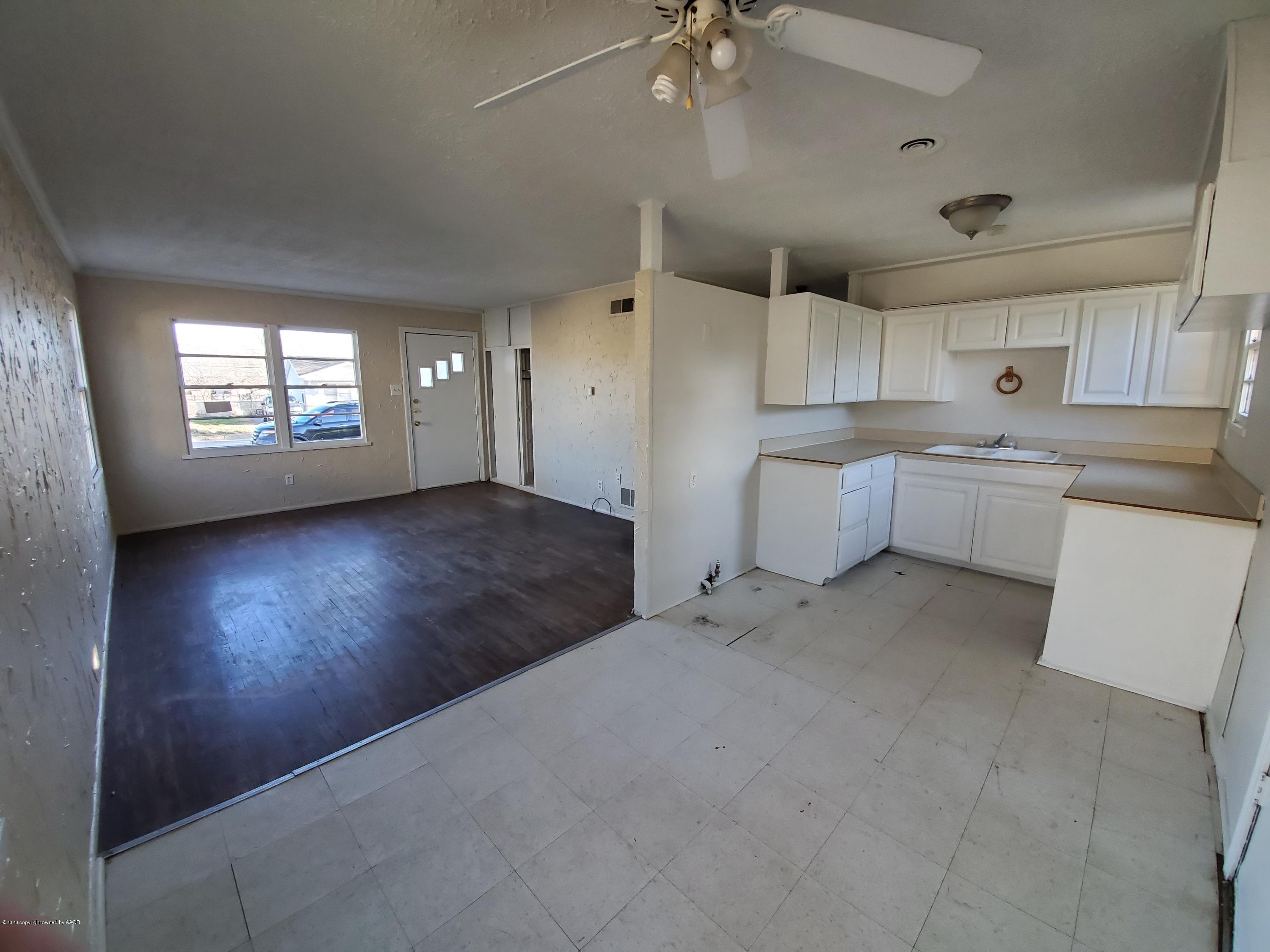 4906 Bowie Street Amarillo, TX 79110 - Photo 3 of 13 20200108_161731