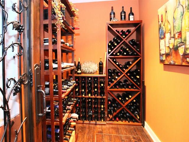 243 Old Adobe Road Los Gatos, CA 95032 - Photo 12 of 18 Gallery Image 12