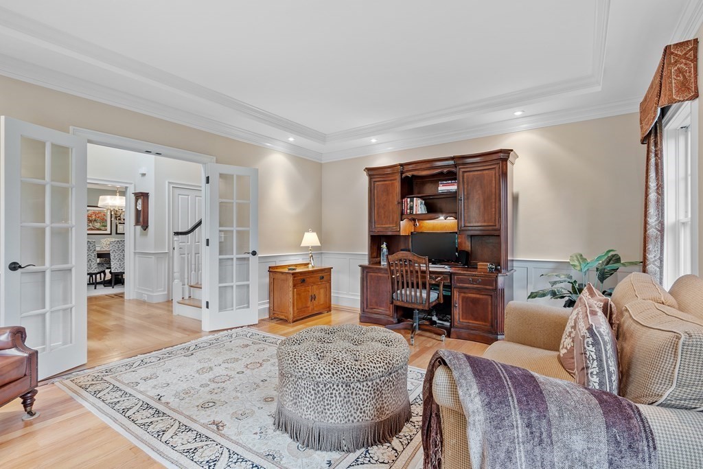 10 Parker Road Bedford, MA 01730 - Photo 9 of 38 a living room with furniture