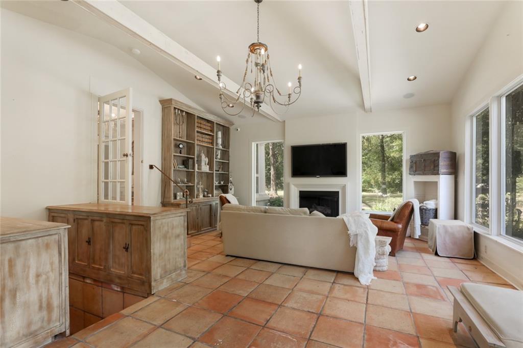 21005 Sims Vallon Road Covington, LA 70435 - Photo 12 of 38 Gallery Image 12