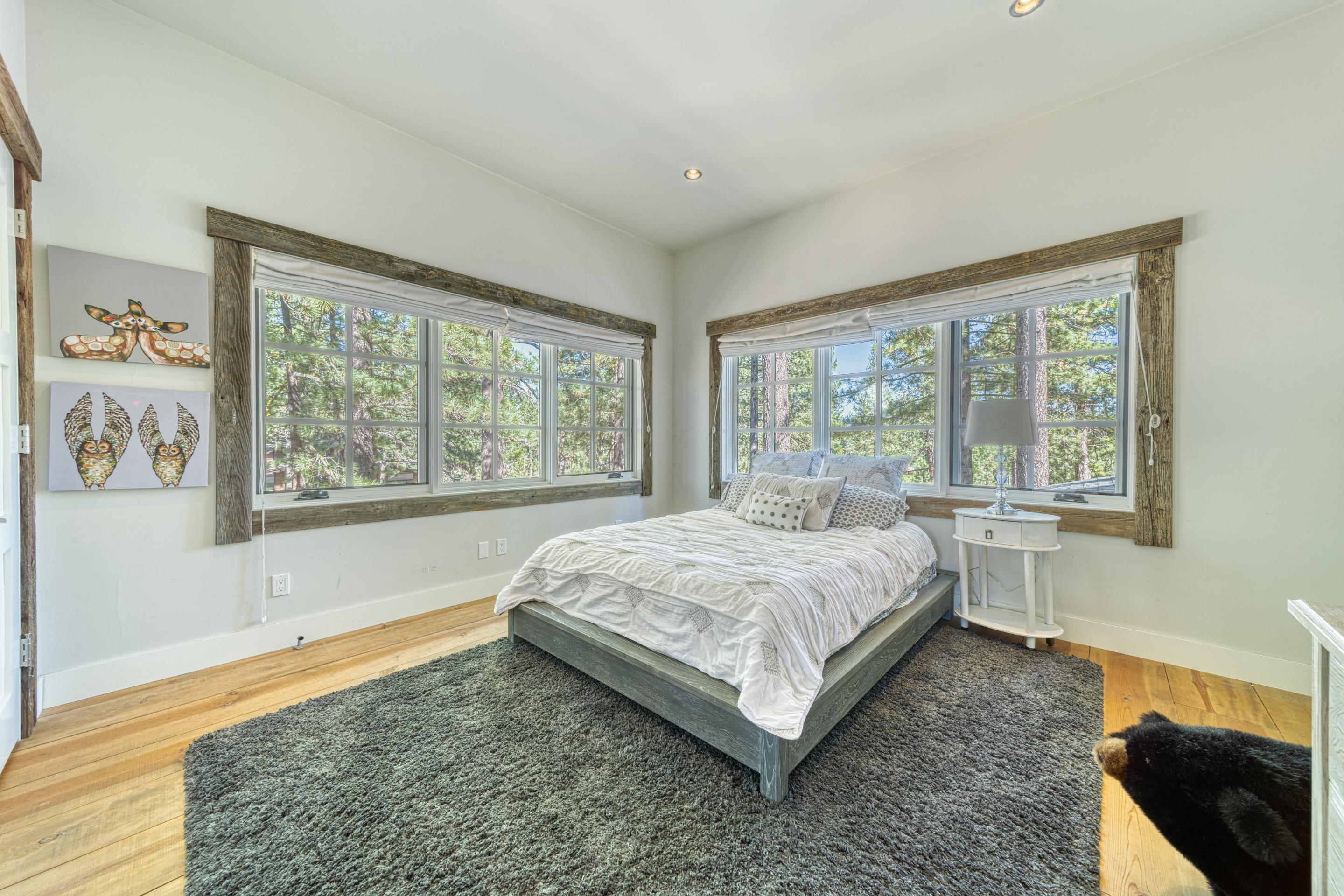 11061 Henness Road Truckee, CA 96161 - Photo 16 of 20 Gallery Image 16