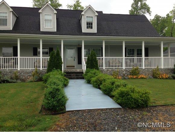 1585 Gilmer Edwards Road Rutherfordton, NC 28139 - Photo 5 of 23 front view of a house with a yard