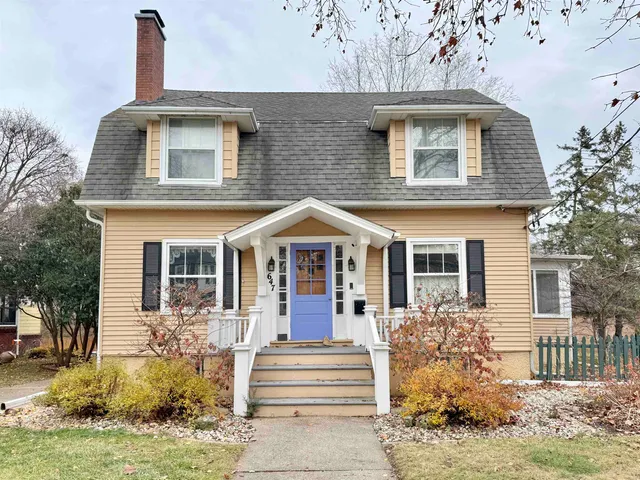 $264,900 | 647 Milwaukee Road, Beloit, WI 53511