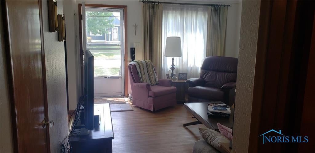 2852 Claredale Road Toledo, OH 43613 - Photo 3 of 5 Gallery Image 3