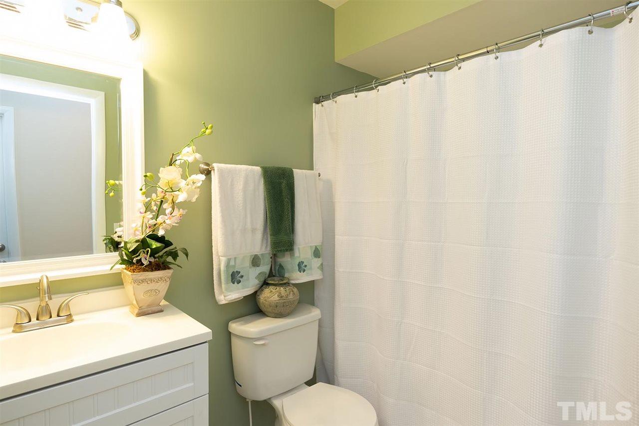 6016 Beardsley Court Raleigh, NC 27609 - Photo 14 of 18 Gallery Image 14