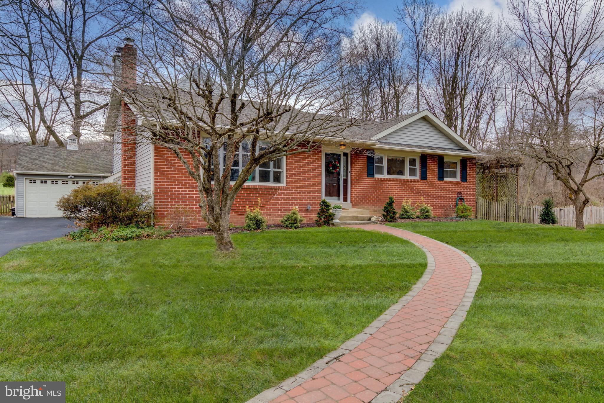 362 Old State Road Berwyn, PA 19312 - Photo 3 of 45