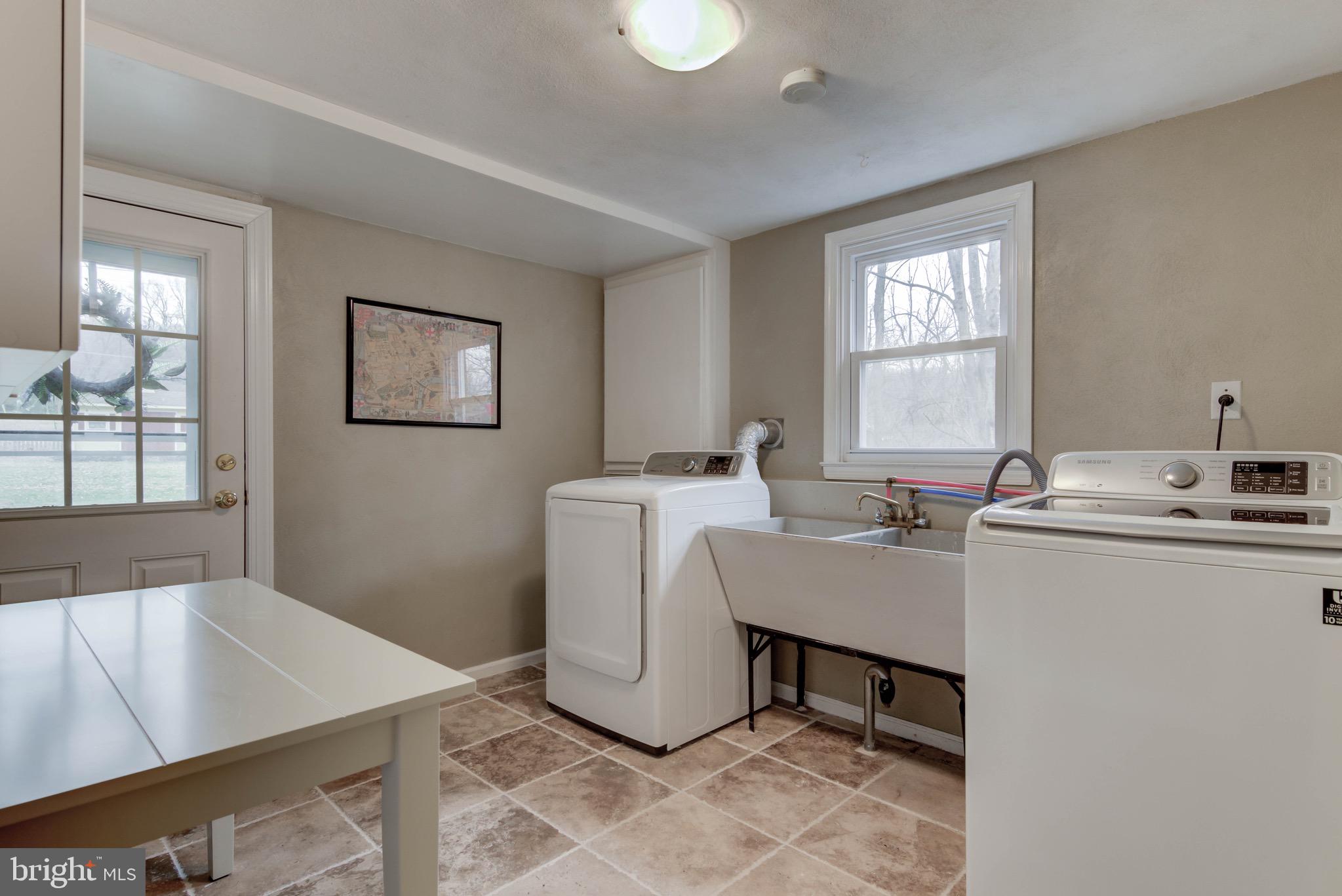 362 Old State Road Berwyn, PA 19312 - Photo 40 of 45 Convenient laundry room
