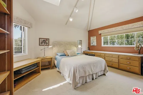 $5,995,000 | 415 21st Street, Santa Monica, CA 90402