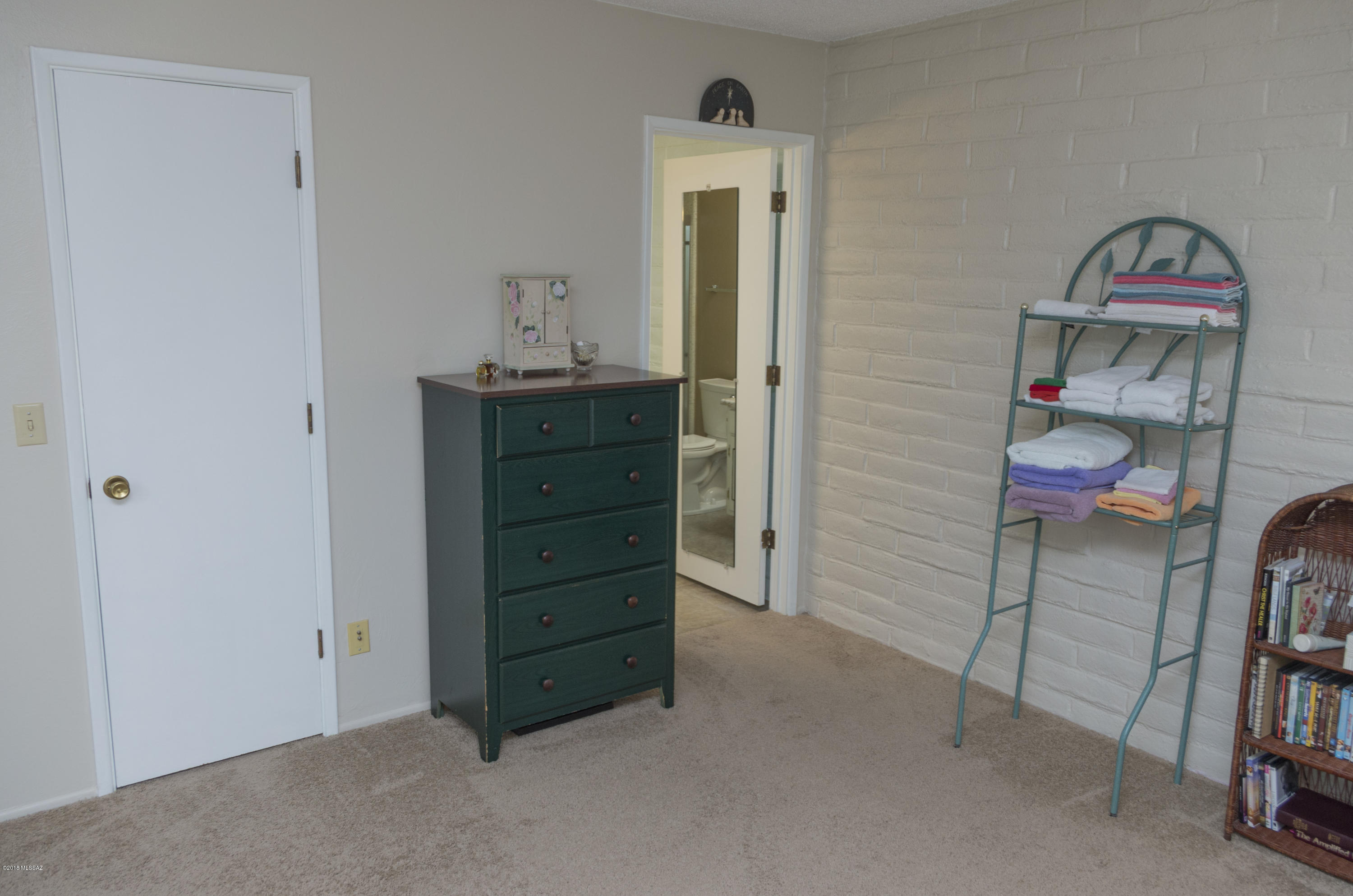 716 West Roller Coaster Road Tucson, AZ 85704 - Photo 27 of 49 Gallery Image 27