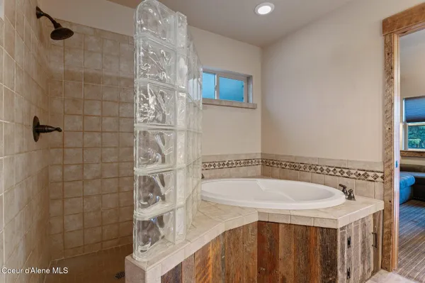 $2,995,000 | 6469 East Evernade Road, Hayden, ID 83835