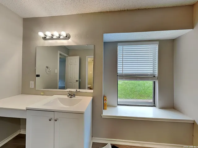 $1,669 | 7715 Skyline Ridge Drive, San Antonio, TX 78239