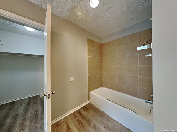 $1,499 | 7715 Skyline Ridge Drive, San Antonio, TX 78239