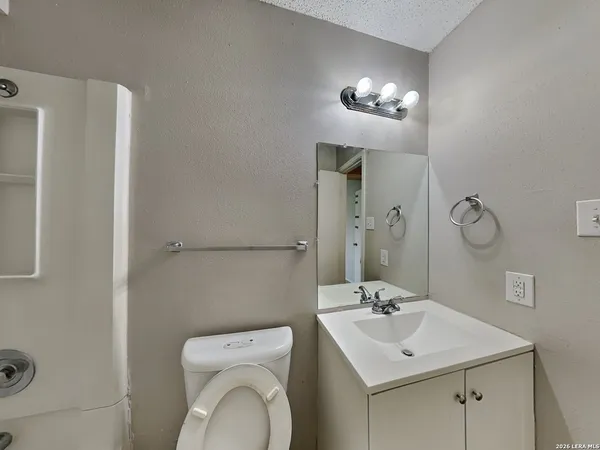 $1,499 | 7715 Skyline Ridge Drive, San Antonio, TX 78239
