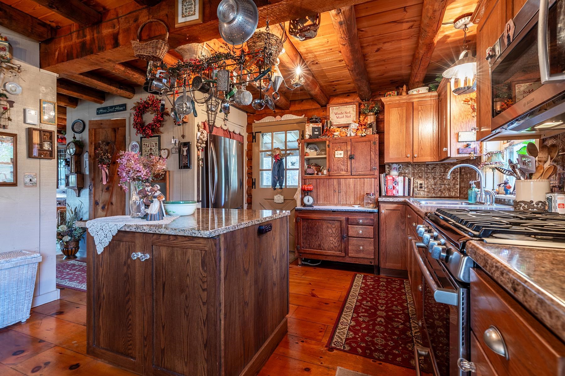 3013 Tinmouth Road Danby, VT 05739 - Photo 4 of 35 Gallery Image 4