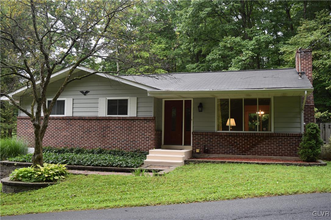 423 Hickory Valley Road Stroudsburg, PA 18360 - Photo 3 of 41 Gallery Image 3
