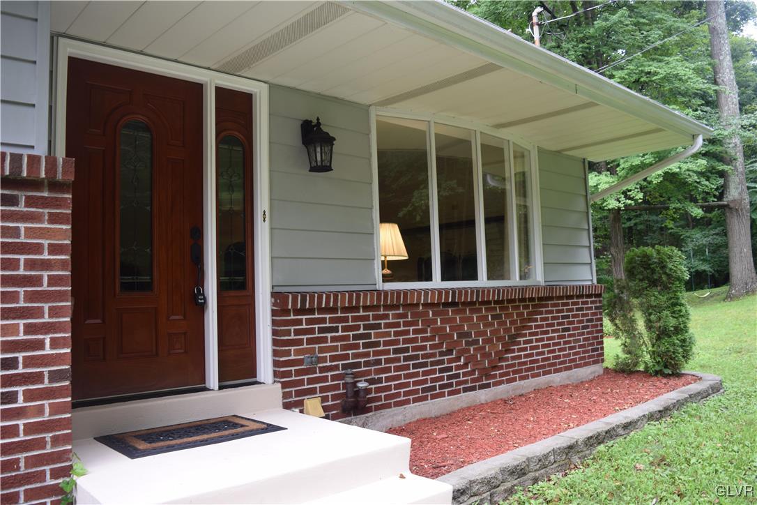 423 Hickory Valley Road Stroudsburg, PA 18360 - Photo 5 of 41 Gallery Image 5