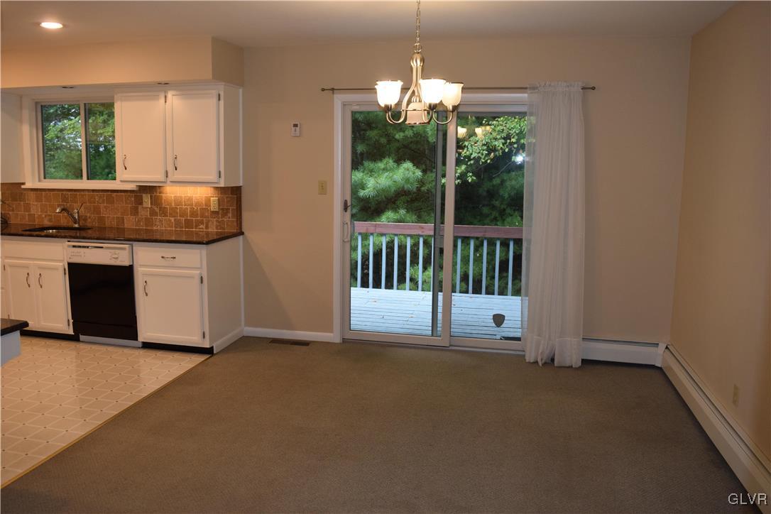 423 Hickory Valley Road Stroudsburg, PA 18360 - Photo 8 of 41 Gallery Image 8