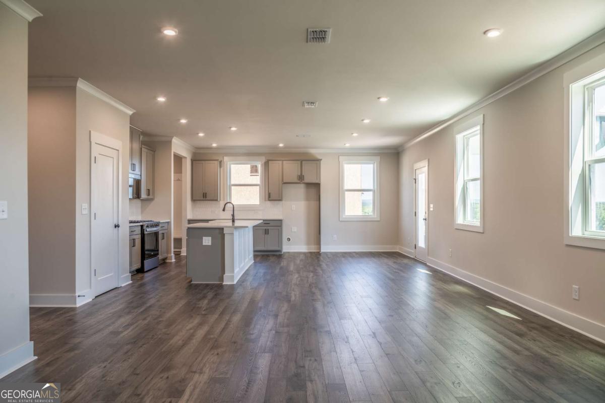 138 Henley Street Canton, GA 30114 - Photo 8 of 45