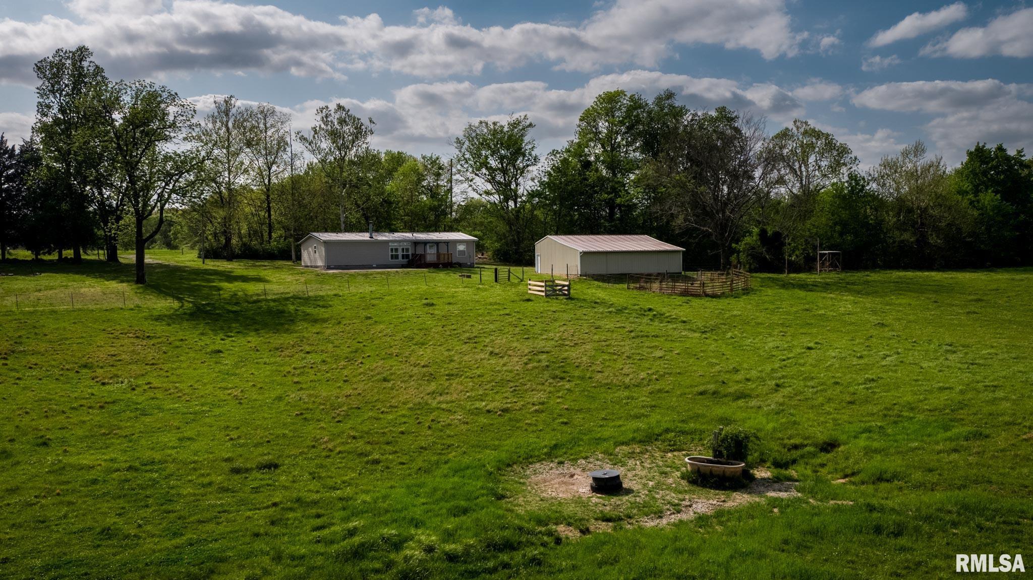 1645 Indian Point Road Vienna, IL 62995 - Photo 29 of 40