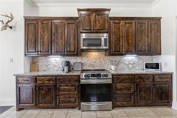 $435,000 | 17 Shawn Drive, Sulphur Springs, TX 75482