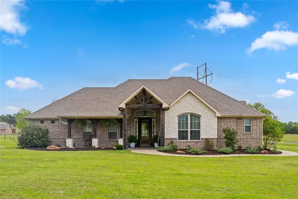 $435,000 | 17 Shawn Drive, Sulphur Springs, TX 75482