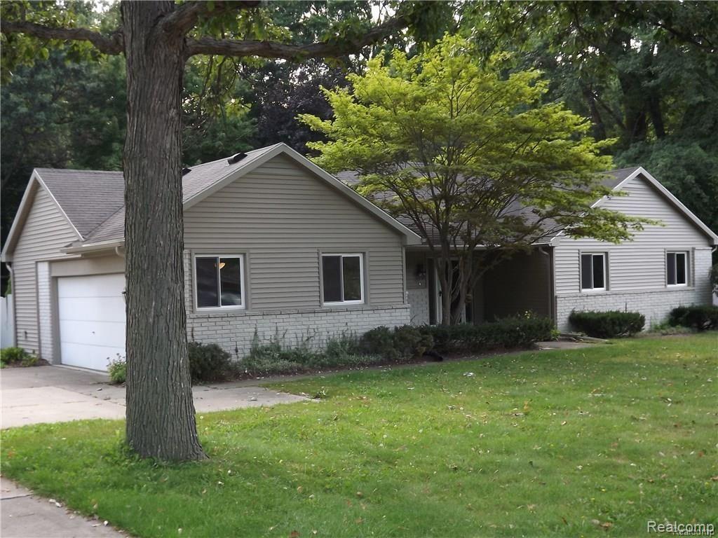 3677 John R Road Rochester Hills, MI 48307 - Photo 3 of 15