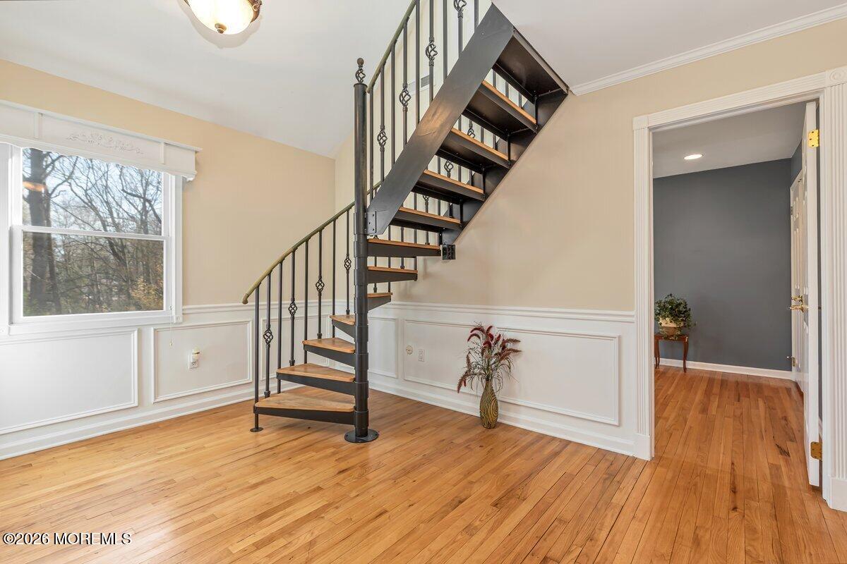 54 Bluefield Road Lincroft, NJ 07738 - Photo 37 of 49 Staires to Loft