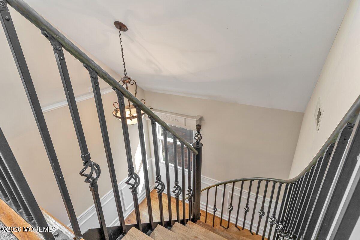54 Bluefield Road Lincroft, NJ 07738 - Photo 38 of 49 Staires to Loft