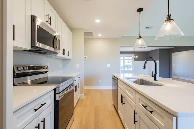 $409,900 | 43 Brooklyn Avenue, Manchester, TN 37355