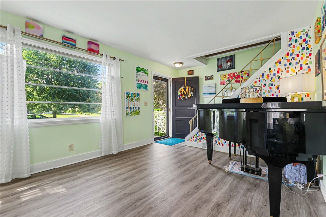 748 Eaton Road Irondequoit, NY 14617 - Photo 17 of 25