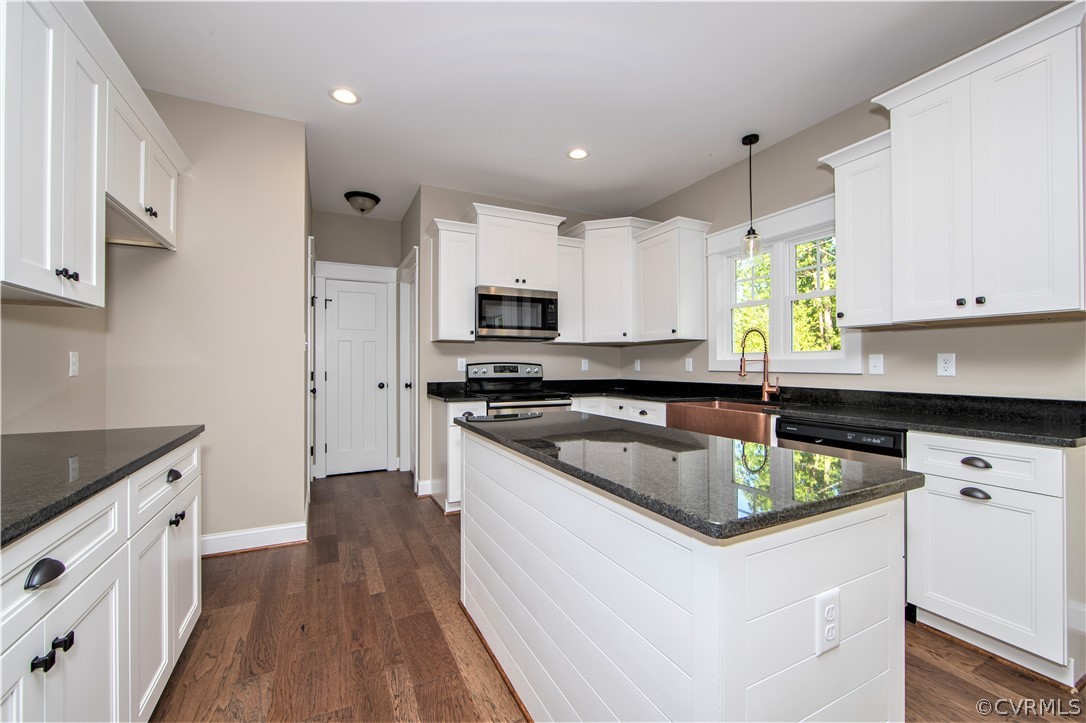 3527 Winterfield Road Midlothian, VA 23113 - Photo 8 of 33 Gallery Image 8