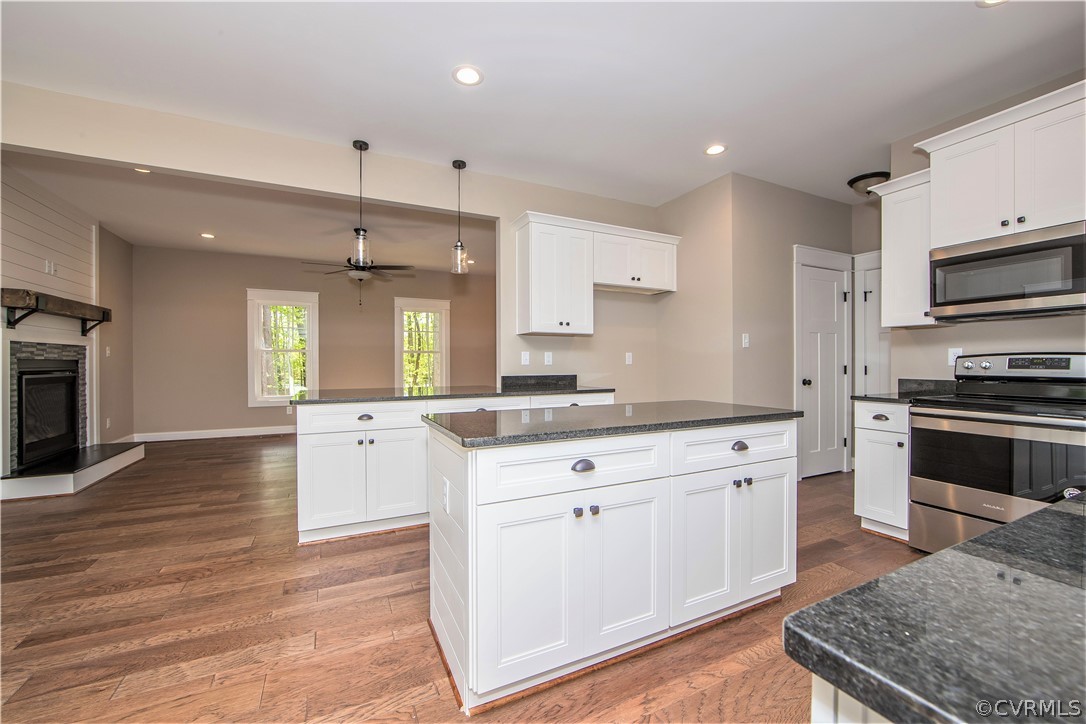 3527 Winterfield Road Midlothian, VA 23113 - Photo 10 of 33 Gallery Image 10