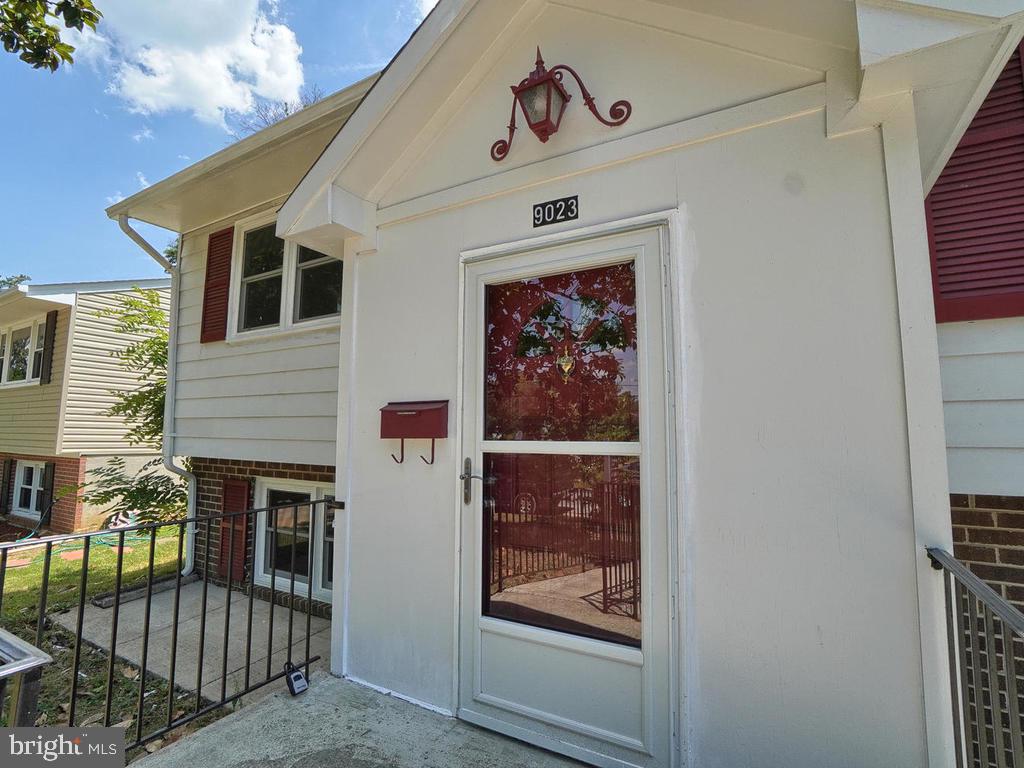 9023 1st Street Lanham, MD 20706 - Photo 4 of 38