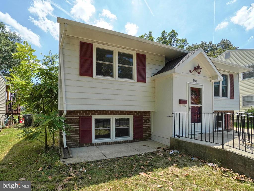 9023 1st Street Lanham, MD 20706 - Photo 8 of 38