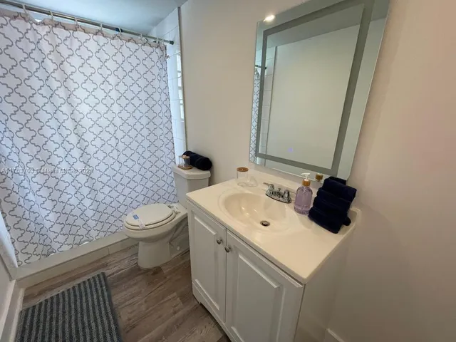 $2,400 | 55 Northwest 11th Avenue, Unit 3, Miami, FL 33128