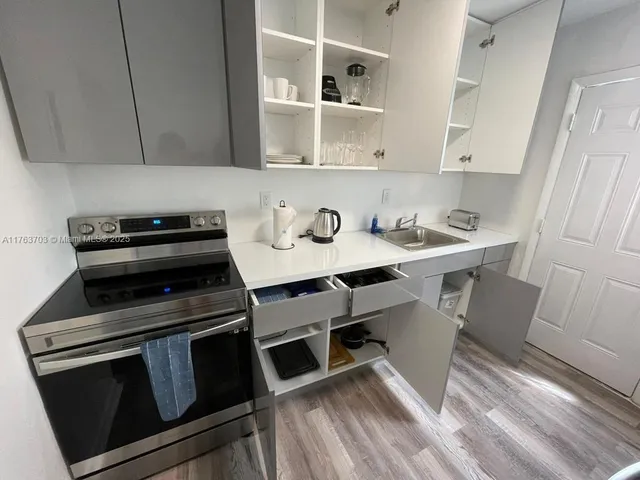 $2,400 | 55 Northwest 11th Avenue, Unit 3, Miami, FL 33128