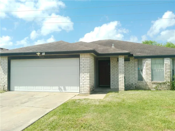 $1,600 | 2614 Camargo Drive, Corpus Christi, TX 78415