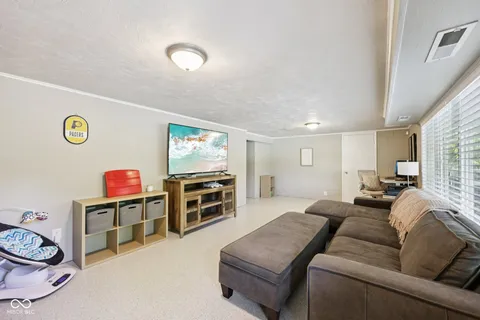 $440,000 | 2478 West State Road 38, Pendleton, IN 46064