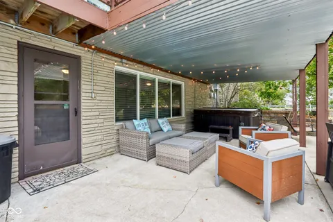 $440,000 | 2478 West State Road 38, Pendleton, IN 46064