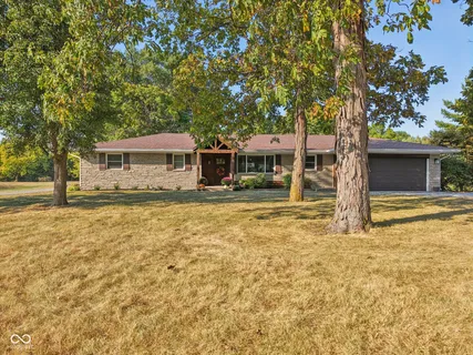 $440,000 | 2478 West State Road 38, Pendleton, IN 46064