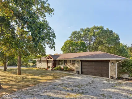 $440,000 | 2478 West State Road 38, Pendleton, IN 46064