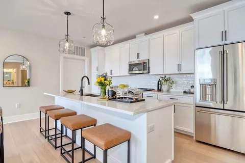 $939,900 | 62 Foundry Street, Unit 409, Wakefield, MA 01880