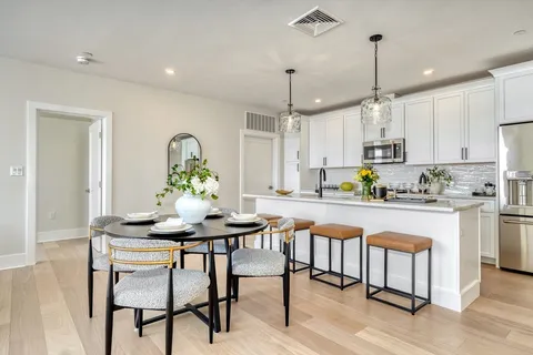 $939,900 | 62 Foundry Street, Unit 409, Wakefield, MA 01880