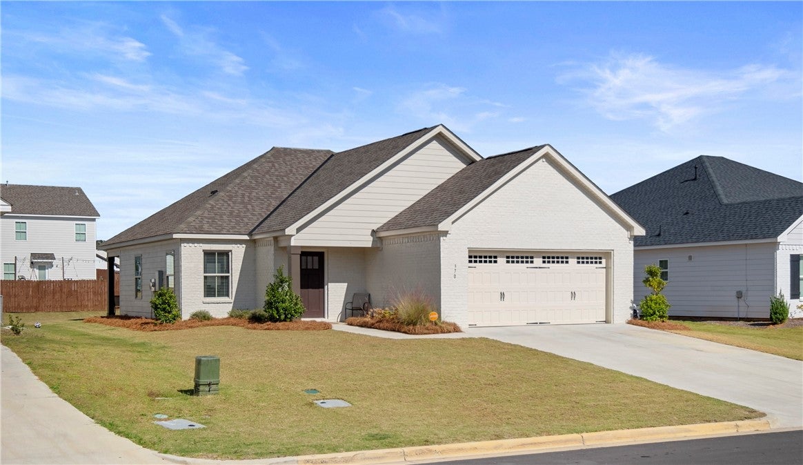 370 Bush Creek Road Opelika, AL 36804 - Photo 2 of 19 Gallery Image 2