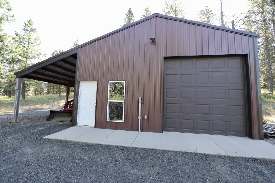 12515 South Jackson Road Mica, WA 99023 - Photo 4 of 49