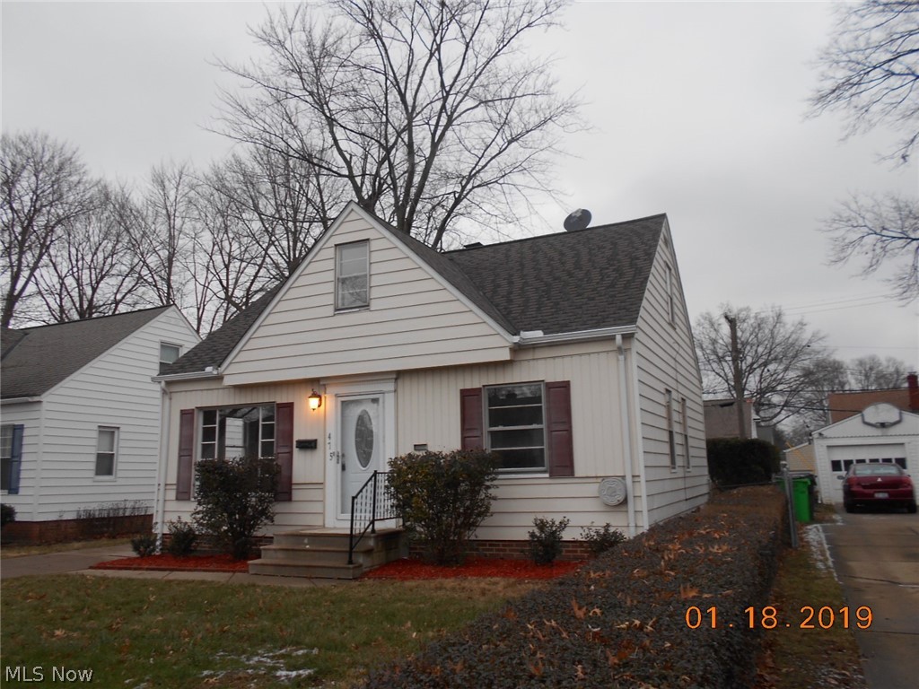 475 East 329th Street Willowick, OH 44095 - Photo 3 of 24 Gallery Image 3