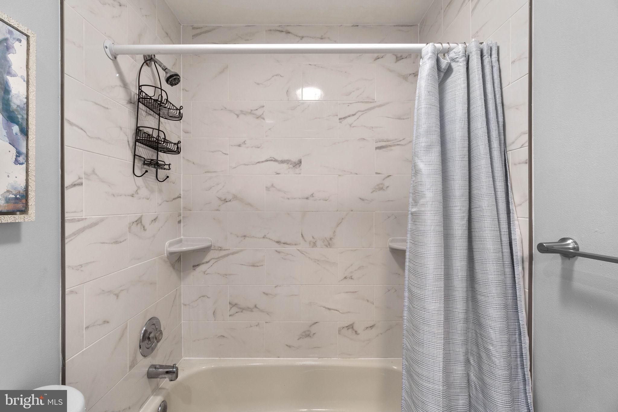 4505 Rusty Gate Ellicott City, MD 21043 - Photo 41 of 50 Upper Main Tub/Shower - Newly Renovated