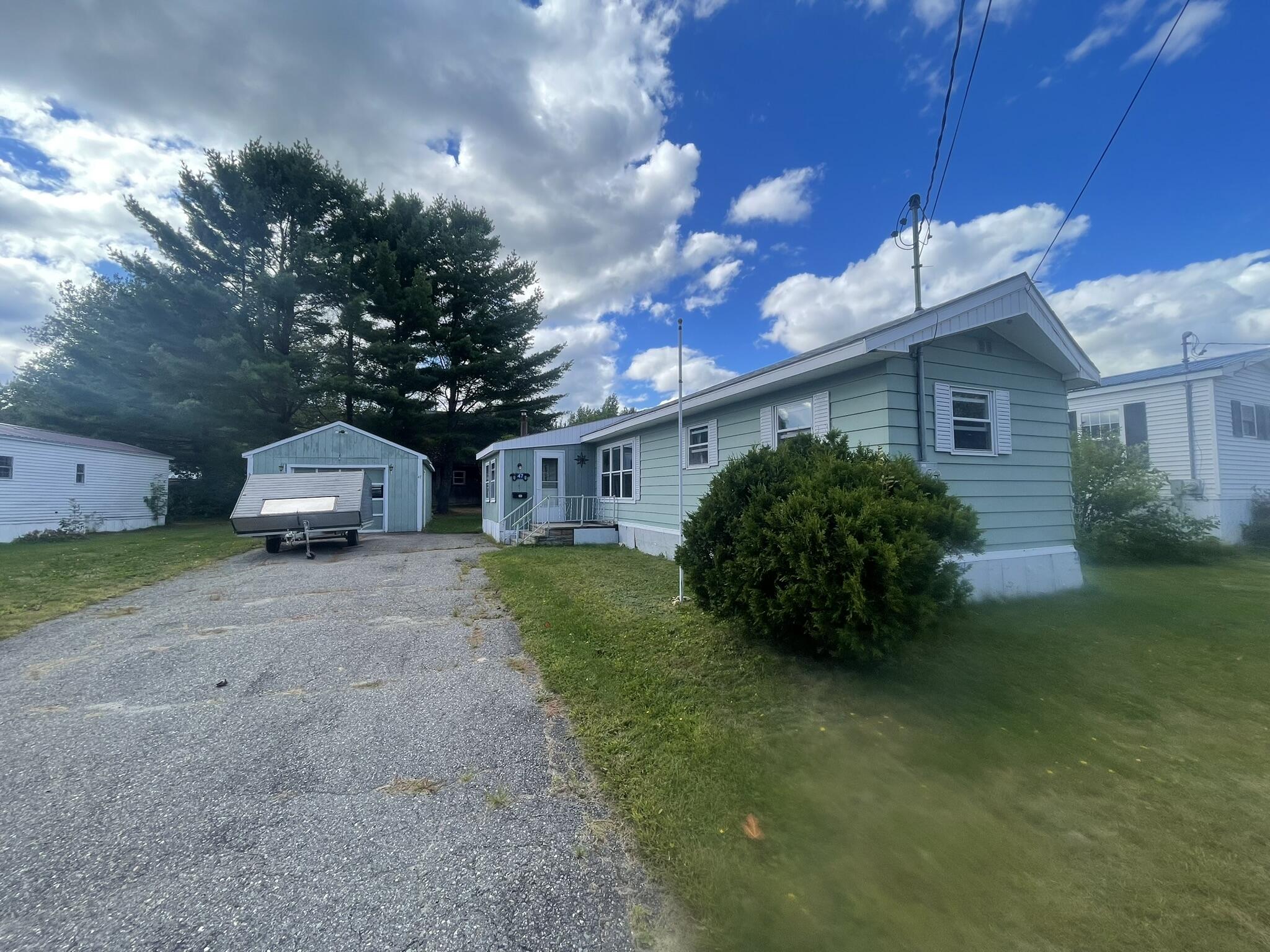 47 Cedar Street Millinocket, ME 04462 - Photo 2 of 29 IMG_4317