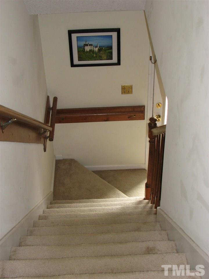 2010 Trexler Court Raleigh, NC 27606 - Photo 5 of 7